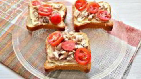горячие бутерброды с курицей и сыром