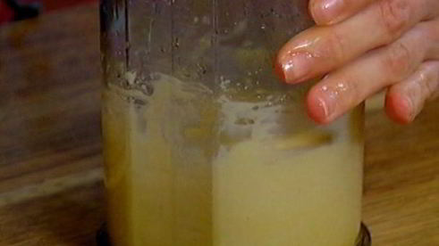 горячий бутерброд с тунцом, кукурузой и домашним майонезом