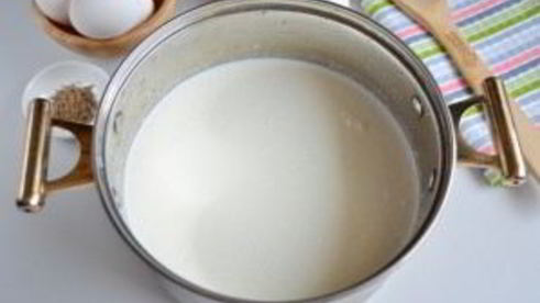 домашний сыр с зеленью и тмином