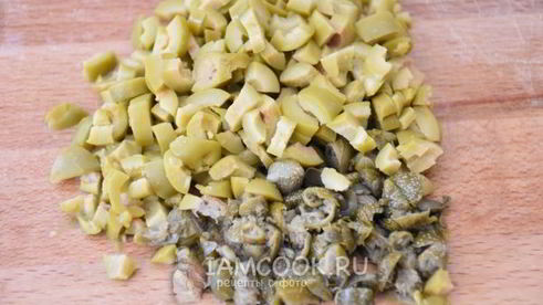 яйца, фаршированные тунцом