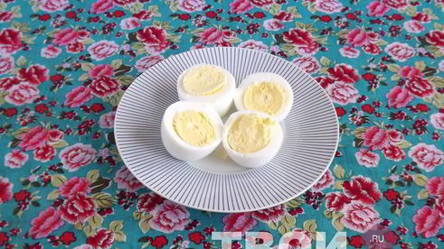 яйца, фаршированные ветчиной