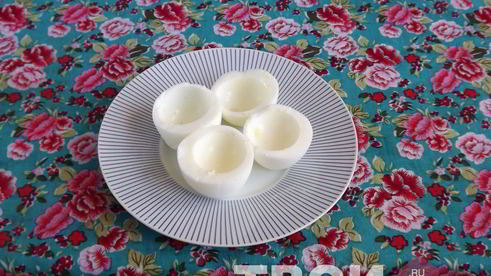 яйца, фаршированные ветчиной