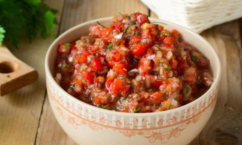 Рецепт баклажанной икры с чесноком