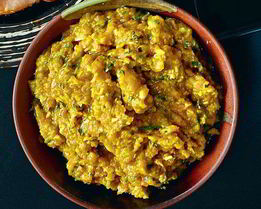 Быстрая кабачковая икра с тыквой и кинзой