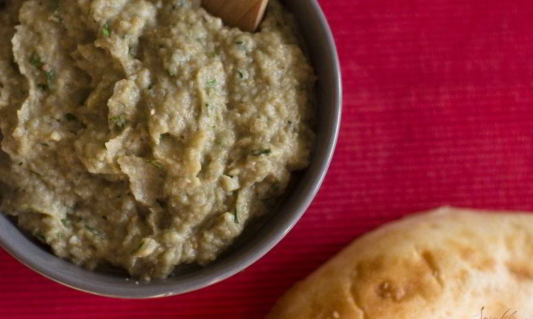 Рецепт икры из баклажанов с зеленью и оливковым маслом