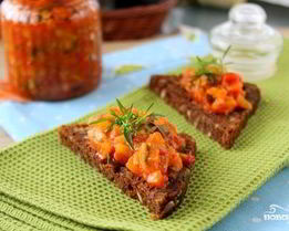 Кабачковая икра кубиками