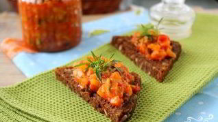 Кабачковая икра кубиками