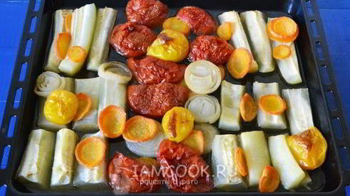 кабачковая икра в духовке