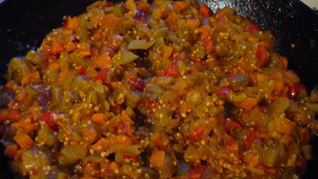 Жареная баклажанная икра кусочками