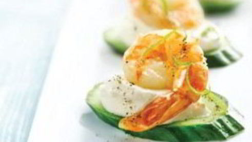 канапе с креветками