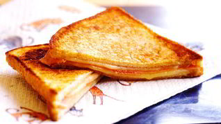 Копченый колбасный сыр