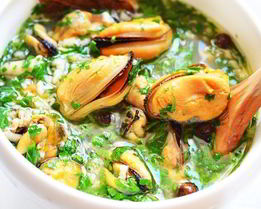 Мидии, маринованные в масле