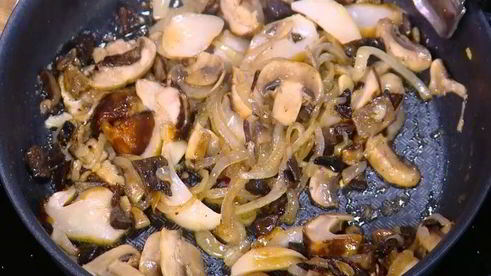 грибная фриттата со сливочным сыром