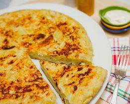 Картофельно-луковый омлет