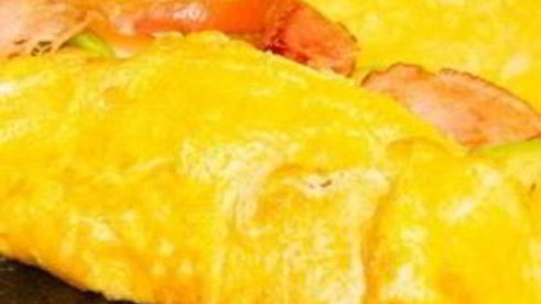 омлет с авокадо