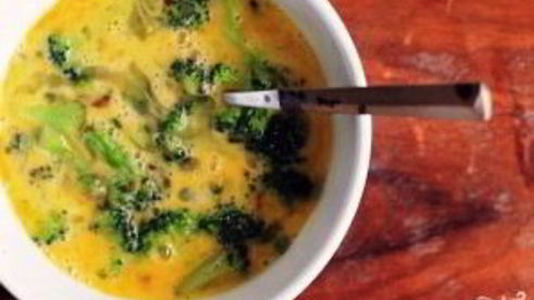 омлет с брокколи