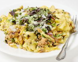 Омлет с луком