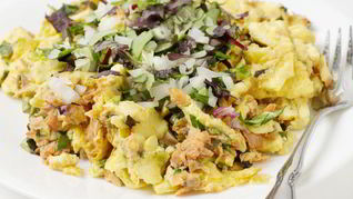 Омлет с луком