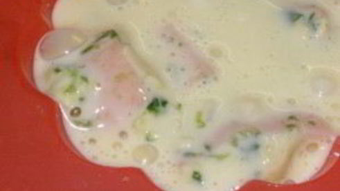 омлет с сосиской и сыром