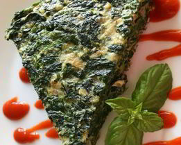 Омлет со шпинатом и сыром