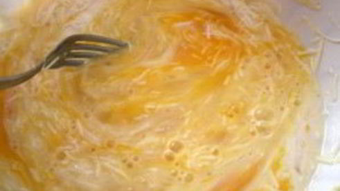 омлет со шпинатом и сыром