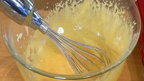 омлет-суфле с ягодами и вареньем