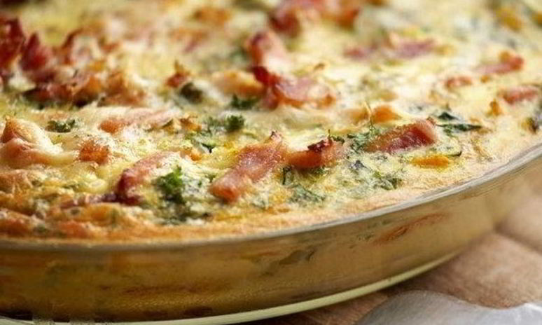 Рецепт овощной фриттаты с грибами и ветчиной