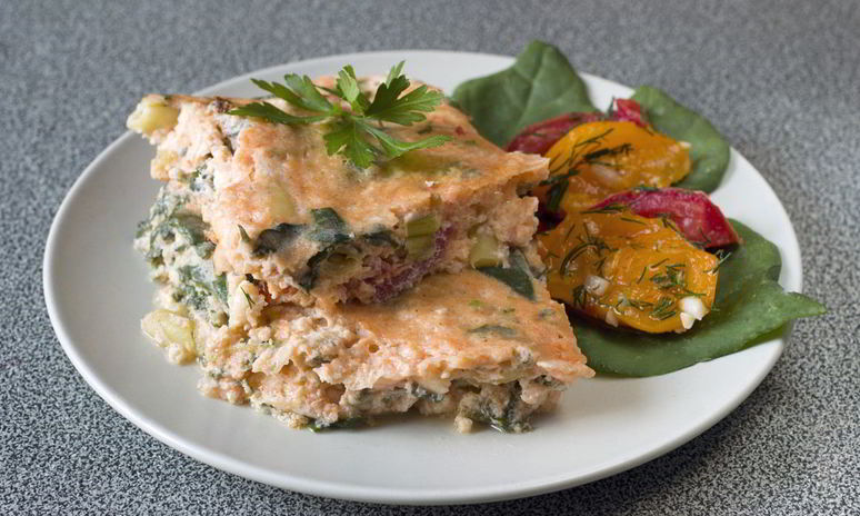 Рецепт творожного омлета с зеленью и овощами