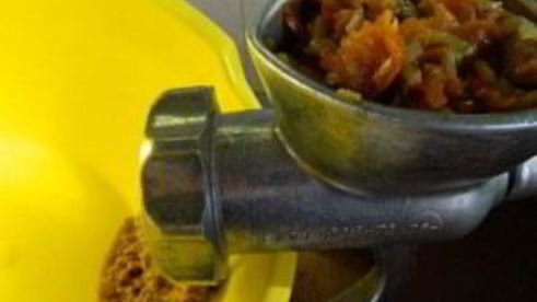 паштет из говяжей печени с морковью и луком