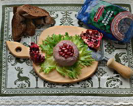 Паштет из красной фасоли с гранатом