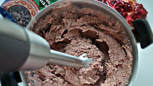 паштет из красной фасоли с гранатом