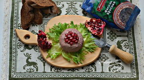 паштет из красной фасоли с гранатом