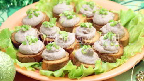 паштет из куриной печени праздничный