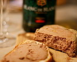 Паштет из куриной печени с портвейном