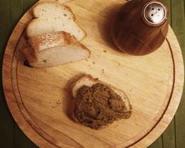 Паштет из куриной печени с яблоком и сливками