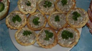 Паштет из куриной печени в тарталетках