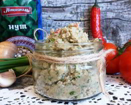 Паштет из нута с вешенками и грецкими орехами