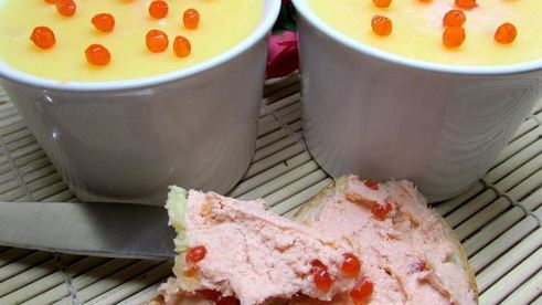 паштет из семги с красной икрой и белым вином