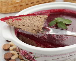 Паштет из утиной печени с клюквенным желе