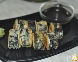 Горячие роллы с креветками