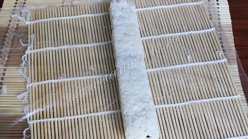 роллы бонито со стружкой тунца