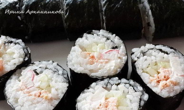 Рецепт роллов с крабовым мясом и семгой