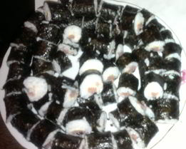 Роллы с лососем