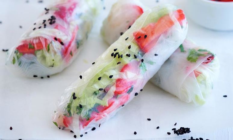 Рецепт спринга-роллов с клубникой
