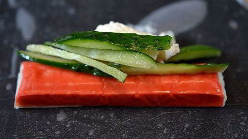 спринг-роллы с крабовыми палочками