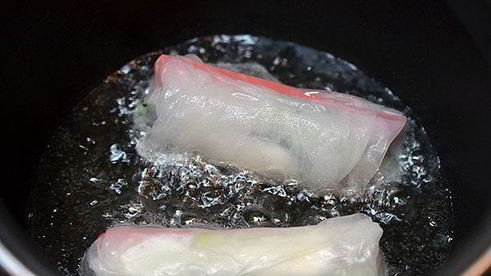 спринг-роллы с крабовыми палочками