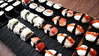 Суши-роллы ассорти