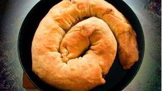 Бурма — рулет с тыквой и грецкими орехами