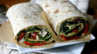 Горячий рулет из лаваша