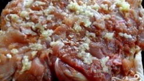 куриный рулет с чесноком